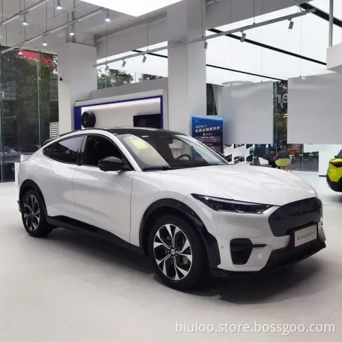 High Performance 4 Wheels 5 Seats New Energy Car Made In China Range 619km Electric Car Ev Car Ford Machang-E